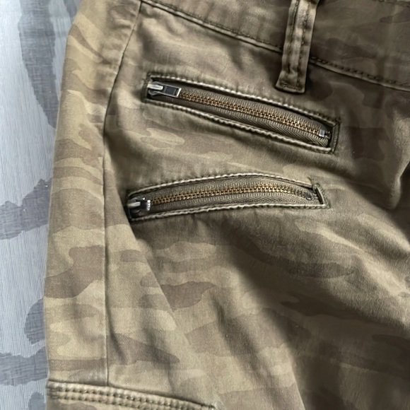 Lucky Brand Womens Charlie Skinny Cargo Jeans Army Camo Zip Pocket! - Picture 6 of 8